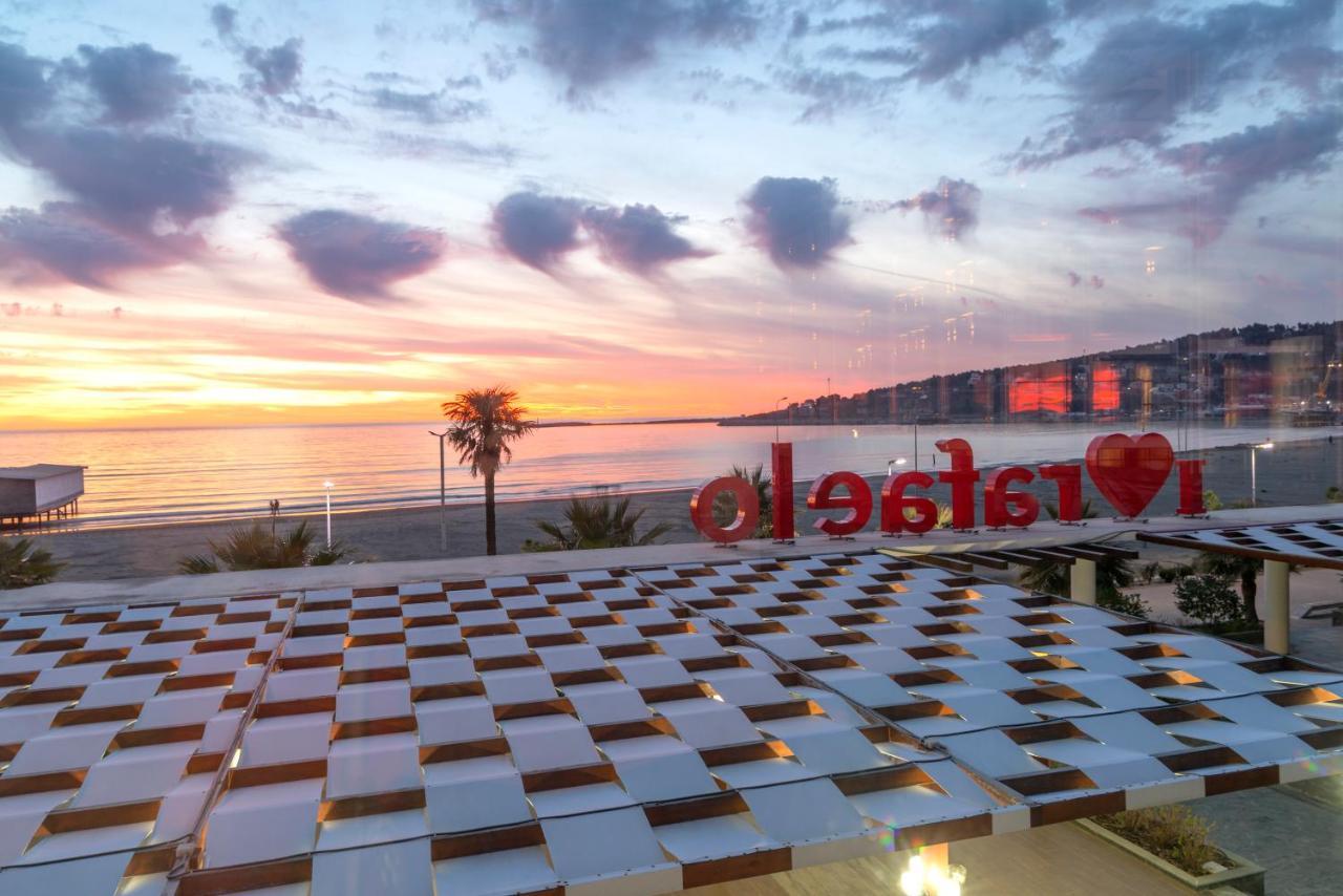 Rafaelo Resort Shëngjin Exterior foto